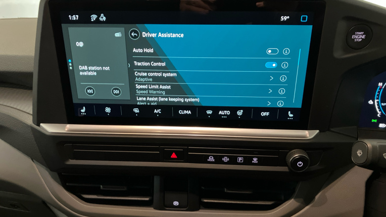 Volkswagen Transporter T32 Swb Electric 160kW 65kWh Commerce Pro Van Auto